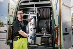 Entkiesen und Bekiesen von Flachdächern in Stuttgart